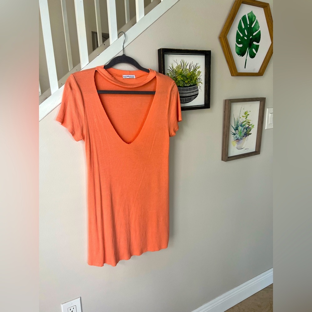 ⭐️4/$20 BUNDLE ITEM⭐️ Coral mini dress